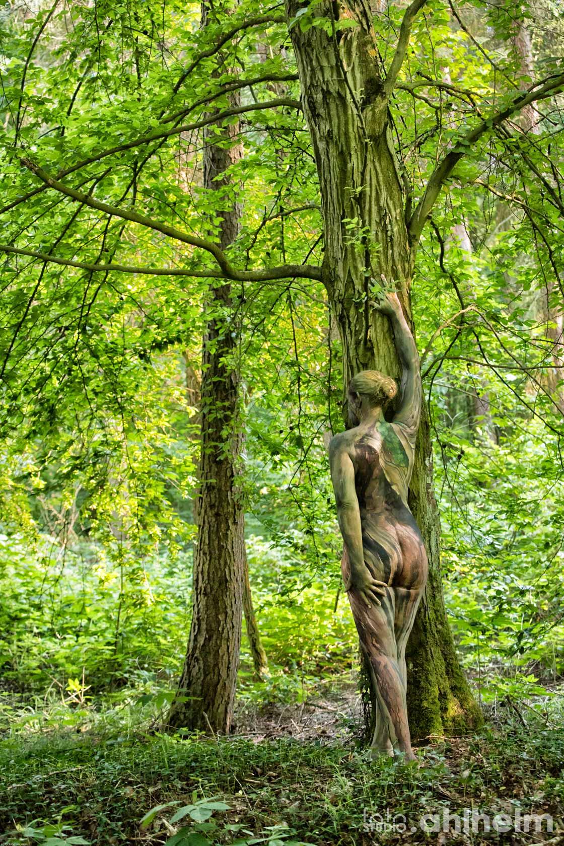 Fotostudio Ahlhelm Bodypainting Wald 8
